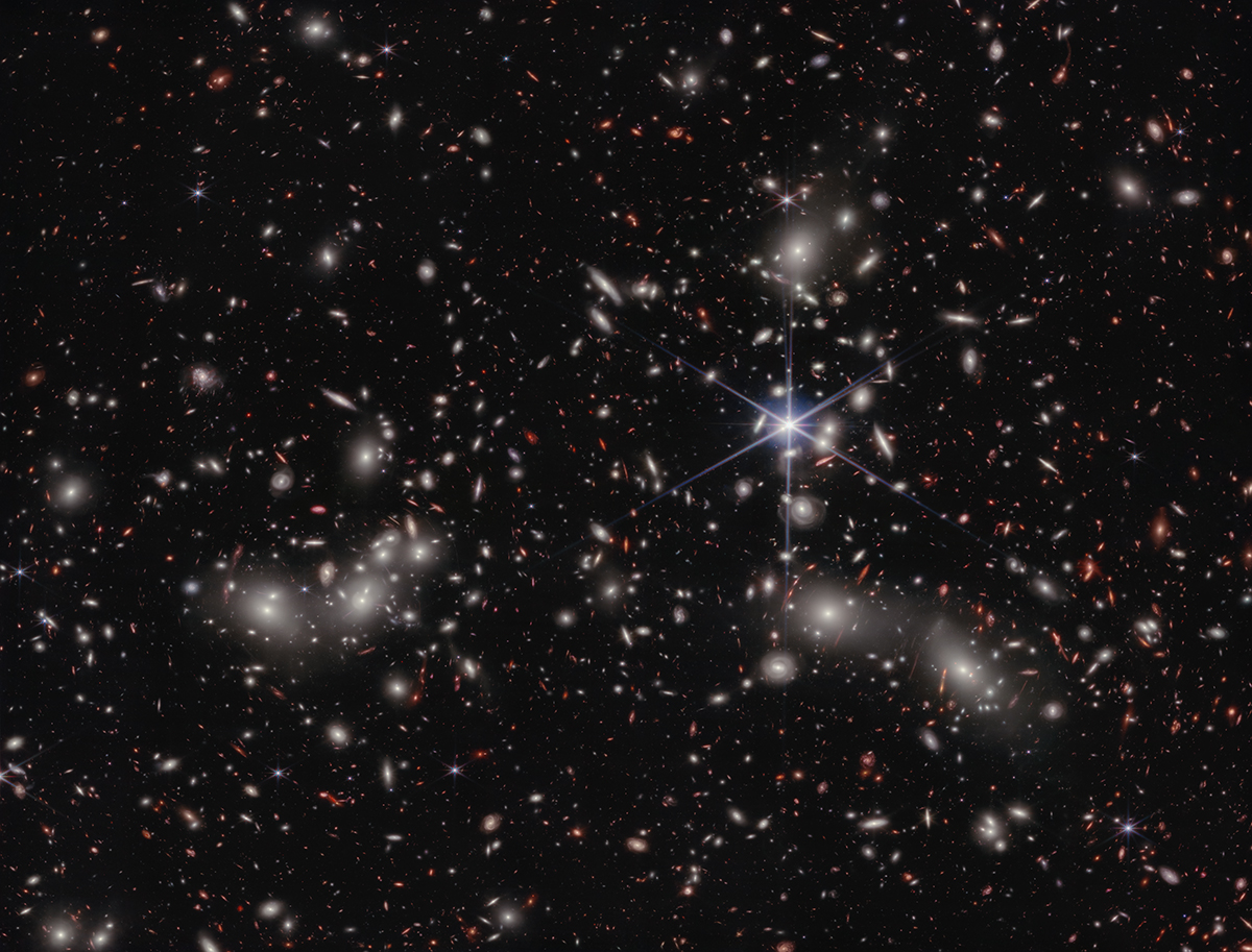 Hubble Telescope Witnessed Intergalactic Flash of Light - Sky