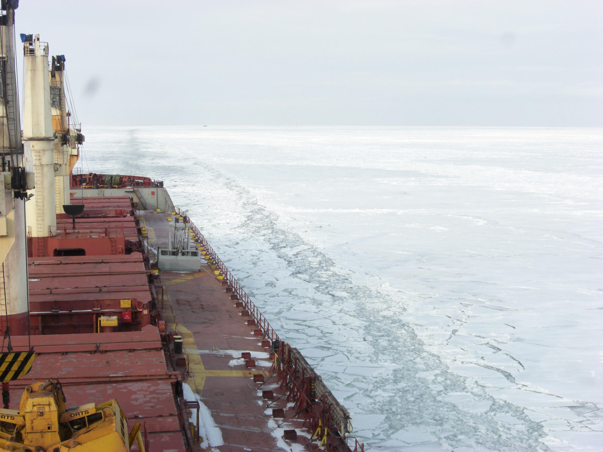 Marine transportation in the Arctic domain